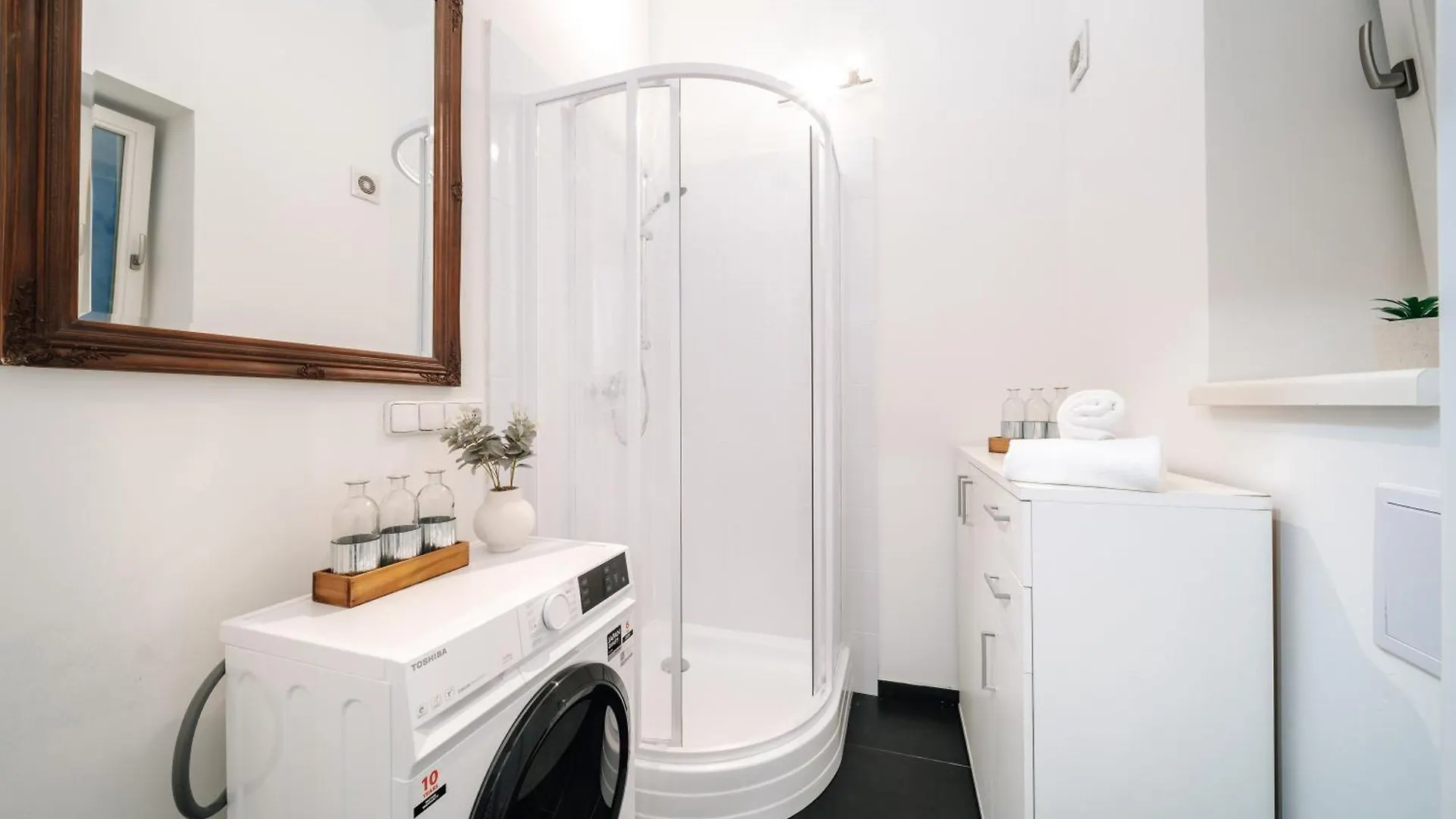 Wagnerstays Grand Nest 6Bd Billiard&Sauna&Cinema Praag Appartement